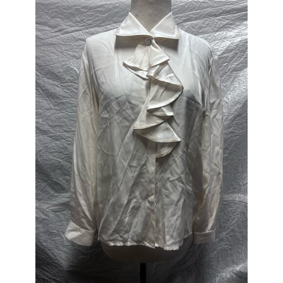 5 White/Cream Button Up Shirts, 4 Talbots, 1 Anne Taylor, Sizes 6-8 - Picture 7 of 10